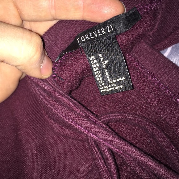 Forever 21 Sweater - Picture 3 of 4